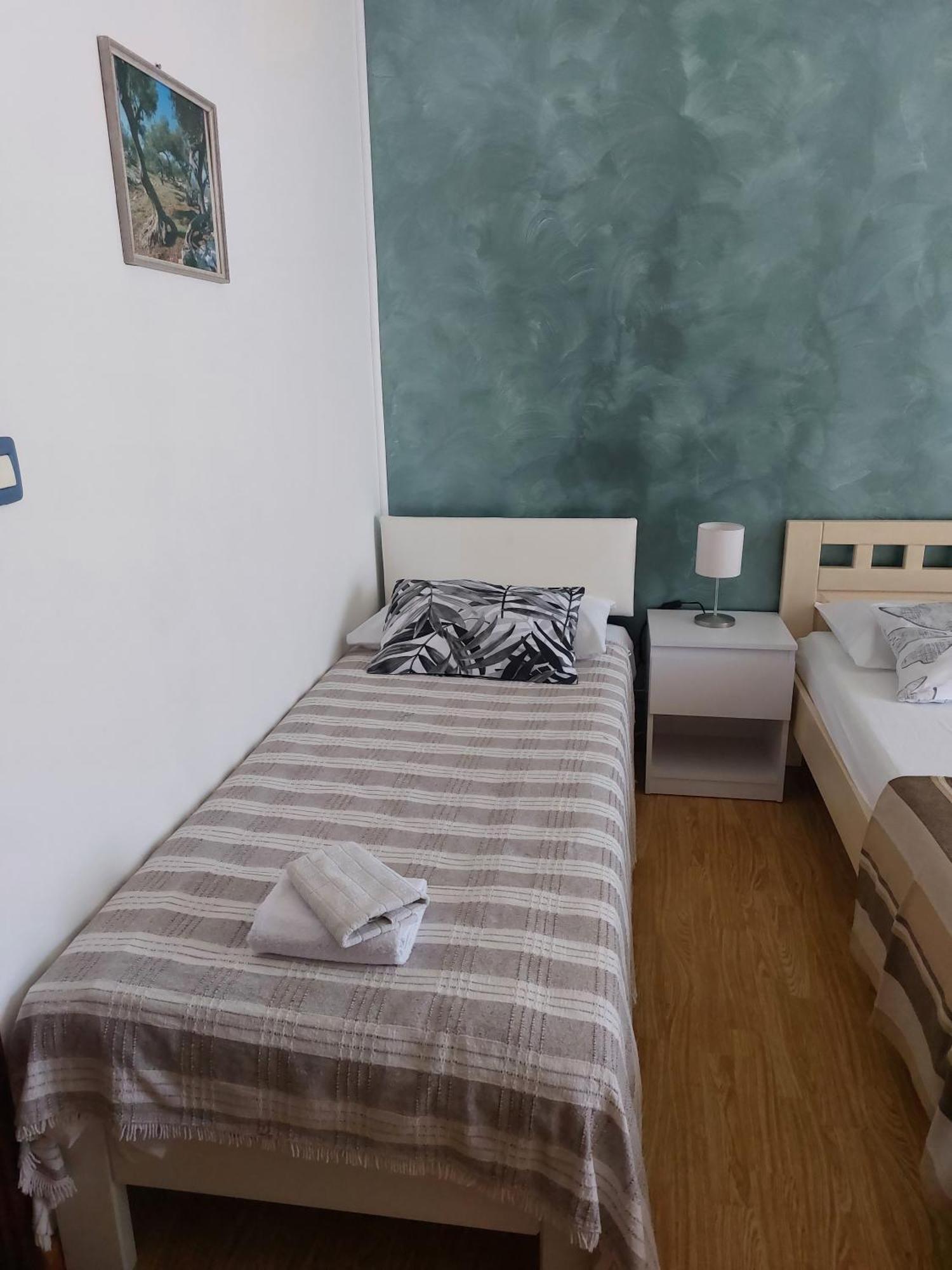 Apartment Gordana Trogir Exterior foto