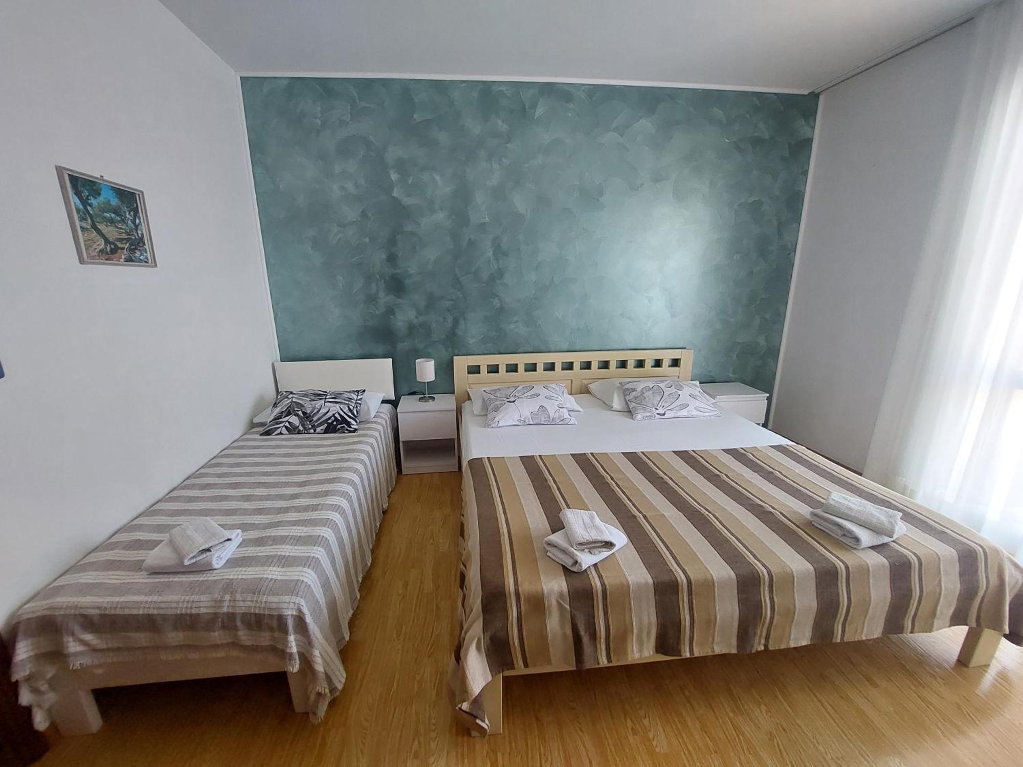 Apartment Gordana Trogir Exterior foto